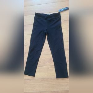 Steve Madden yoga cros size small